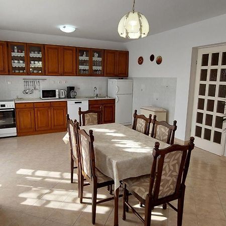 Apartmani Sladana Kampor Exteriör bild