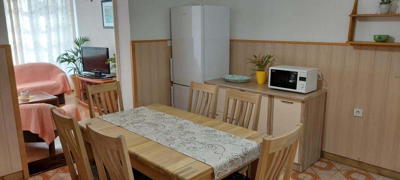 Apartmani Sladana Kampor Exteriör bild