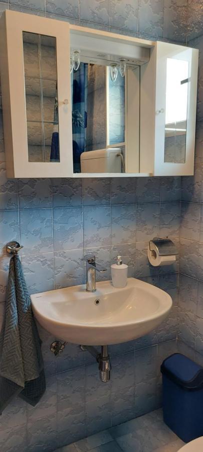 Apartmani Sladana Kampor Exteriör bild